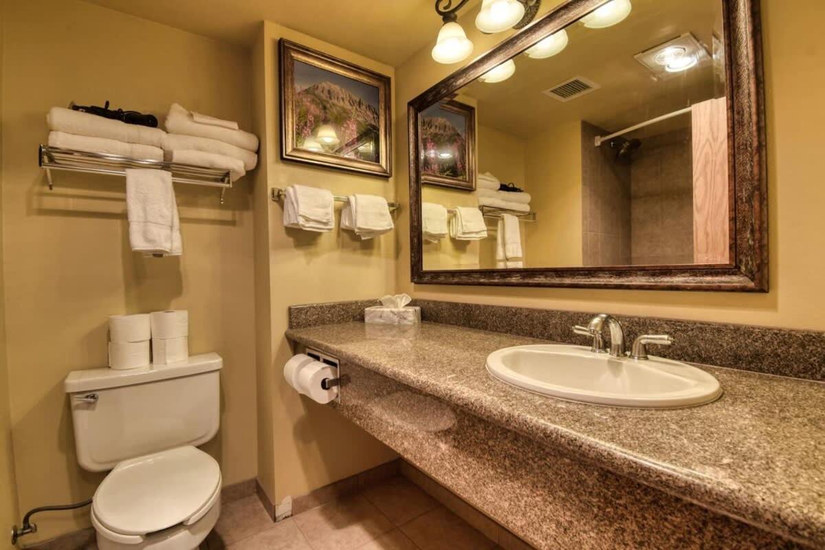 Studio 115 Perfect Location With Pool And Hot Tub Crested Butte Bagian luar foto